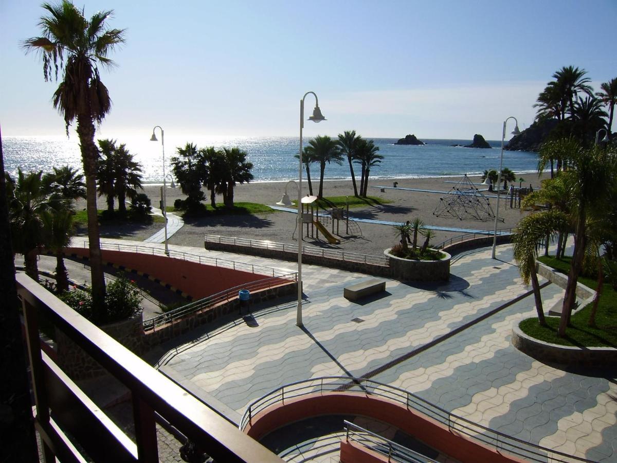 Centro-Primera Linea De Playa Almuñécar Extérieur photo